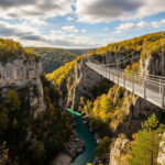 À 78 mètres de hauteur, cette passerelle de 268 m attire 120 000 visiteurs